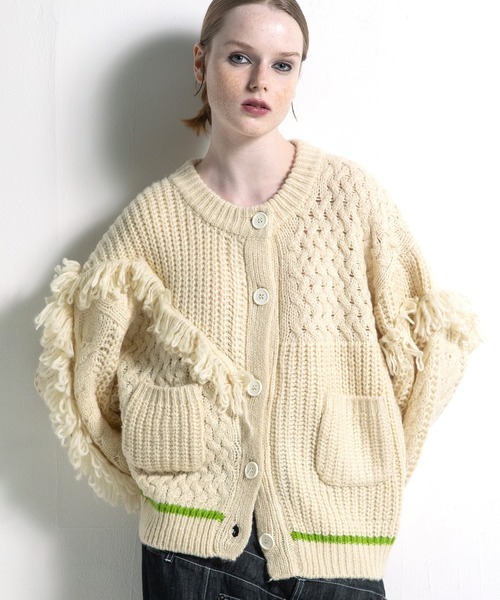 AULA AILA（アウラアイラ）の「フリンジカーディガン（カーディガン/ボレロ・レディース・ブルー/ブラック/アイボリー・0）」の2枚目の写真