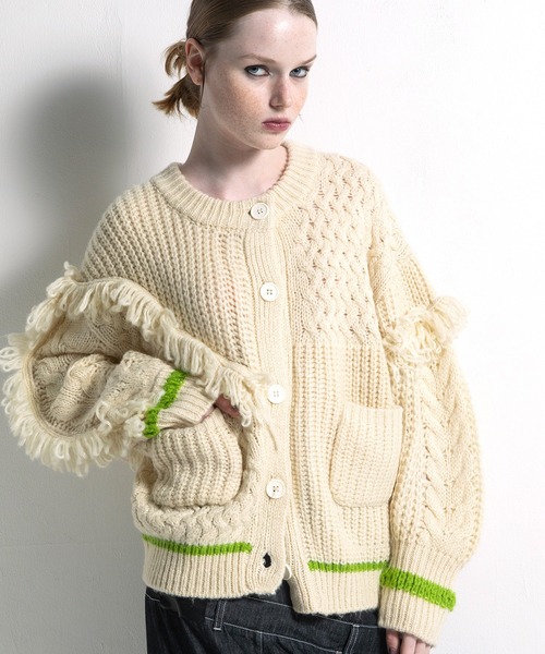 AULA AILA（アウラアイラ）の「フリンジカーディガン（カーディガン/ボレロ・レディース・ブルー/ブラック/アイボリー・0）」の11枚目の写真