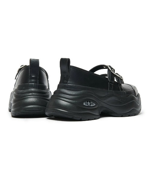 CONVERSE(コンバース)の「CONVERSE ALL STAR SURGETRAINER MJ ST OX(コンバース オールスター サージトレーナー MJ ST OX)(スニーカー・レディース・シルバー系/ブラック・23cm/23.5cm/24cm/24.5cm/25cm)」の6枚目の写真