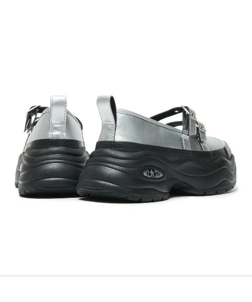 CONVERSE(コンバース)の「CONVERSE ALL STAR SURGETRAINER MJ ST OX(コンバース オールスター サージトレーナー MJ ST OX)(スニーカー・レディース・シルバー系/ブラック・23cm/23.5cm/24cm/24.5cm/25cm)」の13枚目の写真