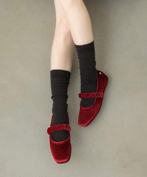 muku(ムク)の「BALLET SHOES / VELOUR(バレエシューズ・レディース・レッド/ブラック・36/38/40)」の11枚目の写真