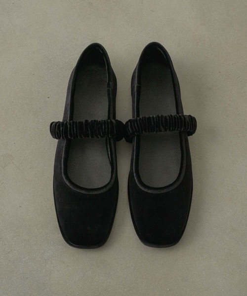 muku(ムク)の「BALLET SHOES / VELOUR(バレエシューズ・レディース・レッド/ブラック・36/38/40)」の22枚目の写真