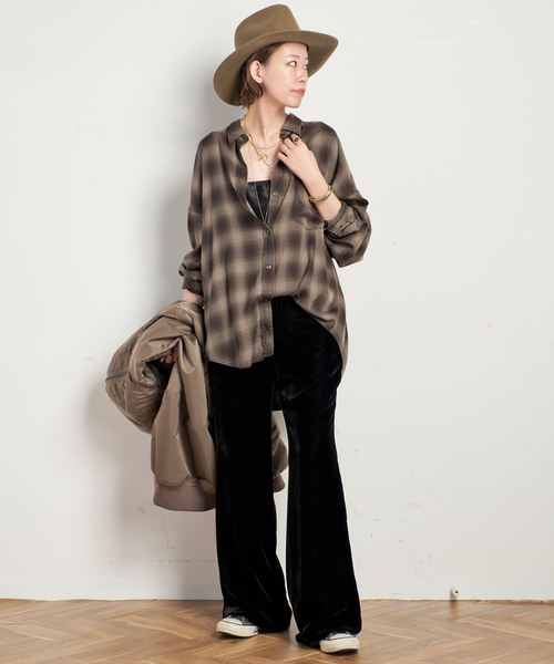 AP STUDIO(エーピーストゥディオ)の「オーバーダイオンブレチェックシャツ(シャツ/ブラウス・レディース・スミクロ/ブラウン・FREE)」の3枚目の写真