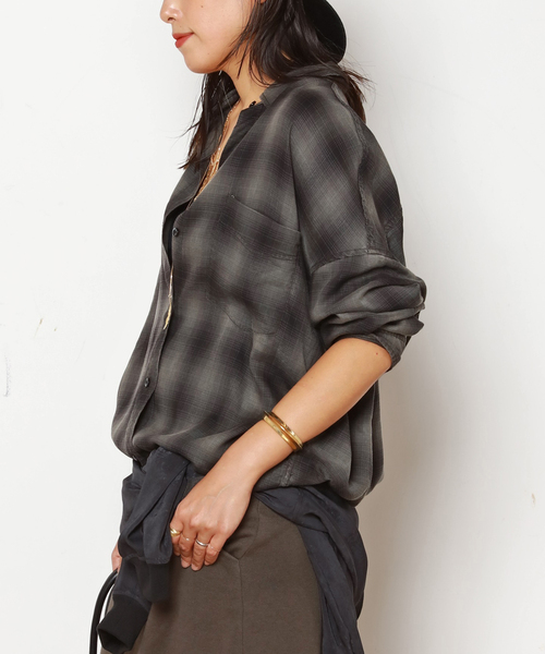 AP STUDIO(エーピーストゥディオ)の「オーバーダイオンブレチェックシャツ(シャツ/ブラウス・レディース・スミクロ/ブラウン・FREE)」の5枚目の写真