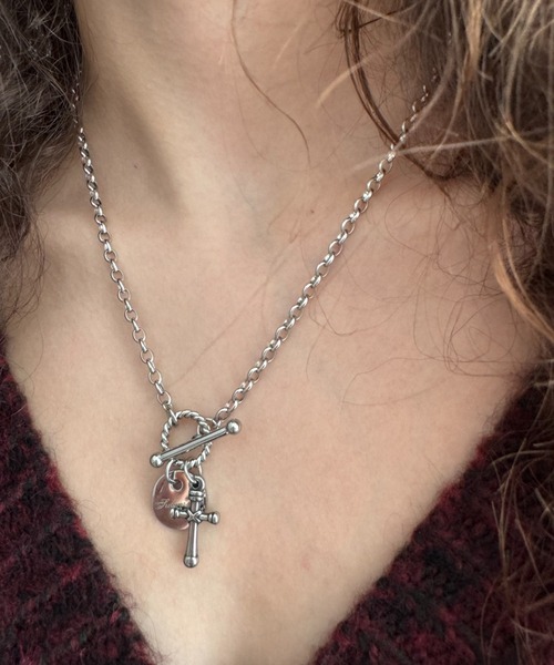 SHAGGIE(シャギー)の「≪つけっぱなしOK≫クロスチャーム付きプレートネックレス(ネックレス・レディース・シルバー・FREE)」の6枚目の写真