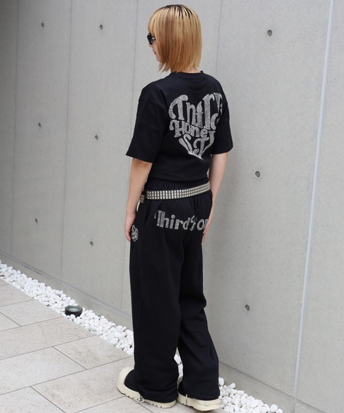 ATMARK（アットマーク）の「《フリーサイズ　/　UNISEX　》ATMARK　ハートロゴラインストーン　スウェットパンツ（デニムパンツ・レディース・ブラック/ホワイト・FREE）」の6枚目の写真