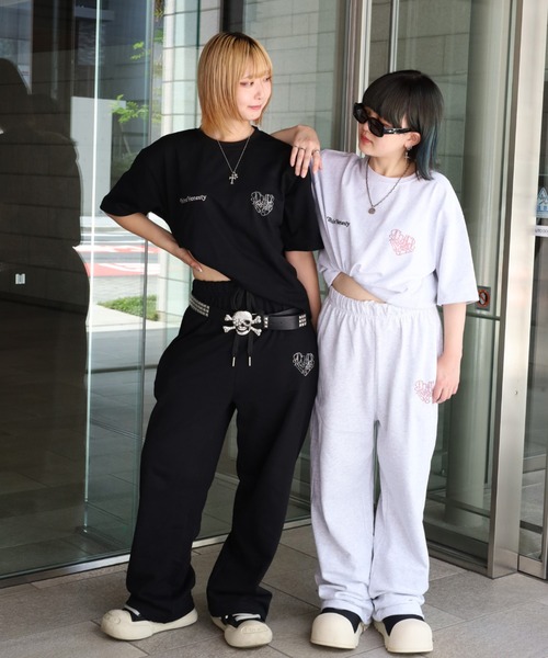 ATMARK（アットマーク）の「《フリーサイズ　/　UNISEX　》ATMARK　ハートロゴラインストーン　スウェットパンツ（デニムパンツ・レディース・ブラック/ホワイト・FREE）」の15枚目の写真