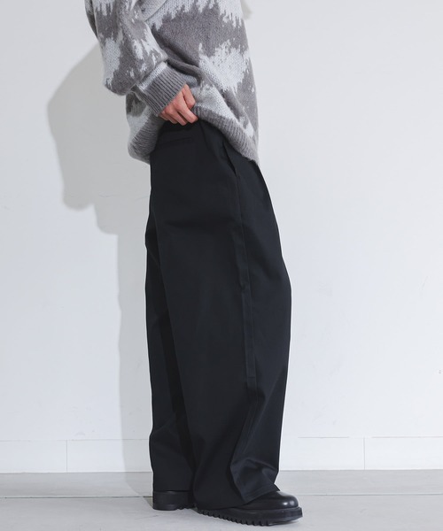 MDR(エムディアール)の「『ツータックワイドチノパンツ』(チノパンツ・メンズ・オフホワイト/ブラック/カーキ・L/M)」の17枚目の写真