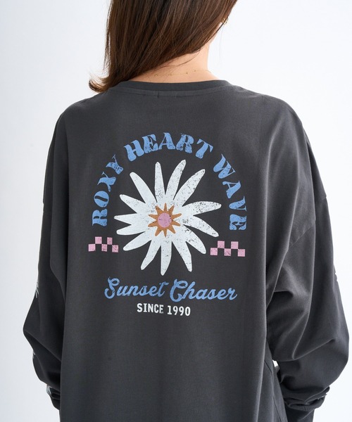 ROXY(ロキシー)の「BELLIS L/S TEE /ロキシールーズシルエットバックプリント長袖ロンT(Tシャツ/カットソー・レディース・グレー/ベージュ/ブラック/ホワイト・LARGE/MEDIUM/SMALL)」の14枚目の写真