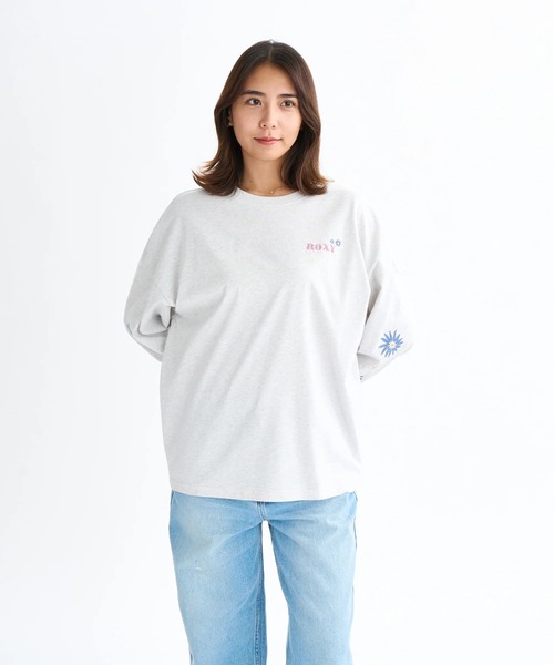 ROXY(ロキシー)の「BELLIS L/S TEE /ロキシールーズシルエットバックプリント長袖ロンT(Tシャツ/カットソー・レディース・グレー/ベージュ/ブラック/ホワイト・LARGE/MEDIUM/SMALL)」の20枚目の写真