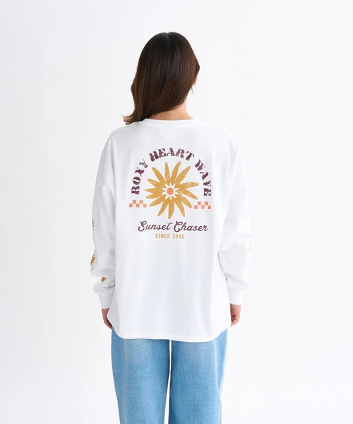 ROXY(ロキシー)の「BELLIS L/S TEE /ロキシールーズシルエットバックプリント長袖ロンT(Tシャツ/カットソー・レディース・グレー/ベージュ/ブラック/ホワイト・LARGE/MEDIUM/SMALL)」の6枚目の写真
