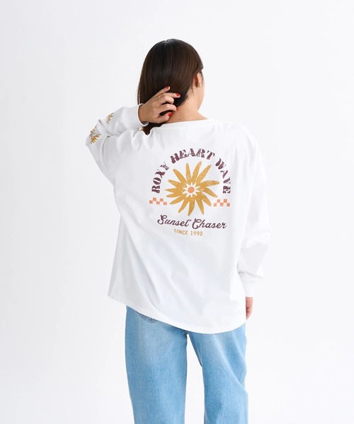 ROXY(ロキシー)の「BELLIS L/S TEE /ロキシールーズシルエットバックプリント長袖ロンT(Tシャツ/カットソー・レディース・グレー/ベージュ/ブラック/ホワイト・LARGE/MEDIUM/SMALL)」の11枚目の写真