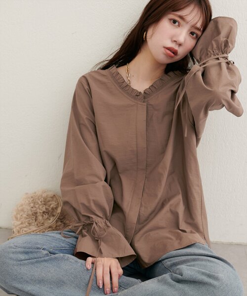 セール】【WEB限定】フリルVネックキャンディスリーブブラウス（シャツ