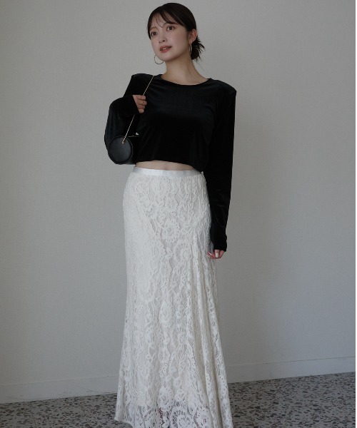 ベロアクロップドカットトップス（Tシャツ/カットソー）｜anuans（ア