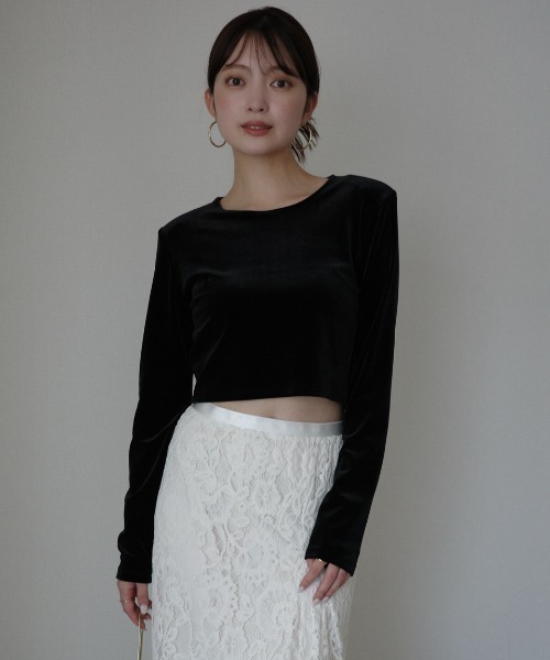 ベロアクロップドカットトップス（Tシャツ/カットソー）｜anuans（ア