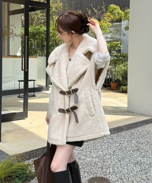 新品タグ付　ECOPELボアポンチョ　白　FRAY I.D ECOPELボアポンチョ（ポンチョ）｜FRAY I.D（フレイアイディー）の