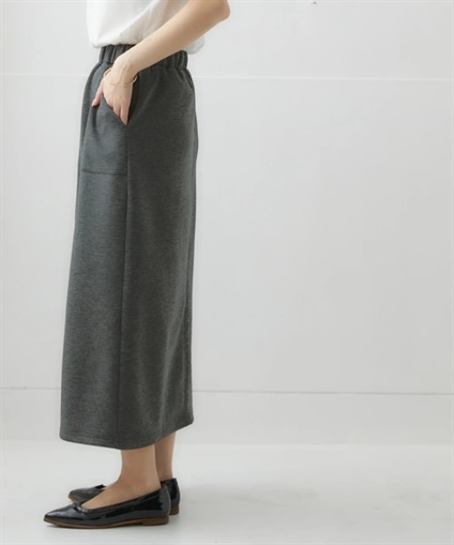 nissen（ニッセン）の「なめらかポンチ素材　前スリットタイトスカート（セットアップ可能）＜大きいサイズ有＞（スカート・レディース・ブラック/チャコールグレー/グリーン/モカ・S/M/L/LL）」の20枚目の写真