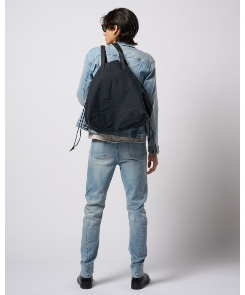 wjk（ダヴルジェイケイ）の「vintage drawstring tote bag（トートバッグ・メンズ・ブラック/ベージュ・FREE）」の19枚目の写真