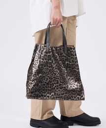 AULENTTI | 【WEB限定】【AULENTTI/オウレンティ】ポーチ付きトートバッグ　ヒョウ柄(トートバッグ)