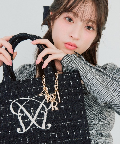 OLIVE des OLIVE（オリーブデオリーブ）の「【タブレット対応/推し活】Aimerianejoie刺繍入りミニトート（トートバッグ・レディース・ライトグレー/アイボリー/ブラック/サックスブルー・FREE）」の12枚目の写真