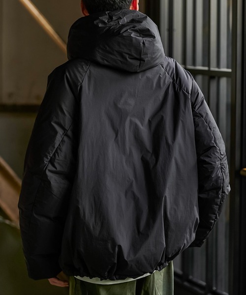 REMI RELIEF（レミレリーフ）の「REMI RELIEF 超軽量ナイロンアウトドアダウンJKTフーディー RN27353002（ダウンジャケット/コート・メンズ・ブラック・LARGE/MEDIUM）」の3枚目の写真