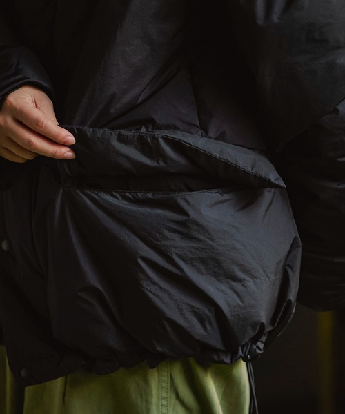 REMI RELIEF（レミレリーフ）の「REMI RELIEF 超軽量ナイロンアウトドアダウンJKTフーディー RN27353002（ダウンジャケット/コート・メンズ・ブラック・LARGE/MEDIUM）」の9枚目の写真