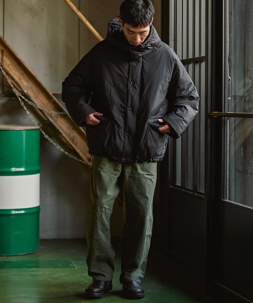 REMI RELIEF（レミレリーフ）の「REMI RELIEF 超軽量ナイロンアウトドアダウンJKTフーディー RN27353002（ダウンジャケット/コート・メンズ・ブラック・LARGE/MEDIUM）」の22枚目の写真