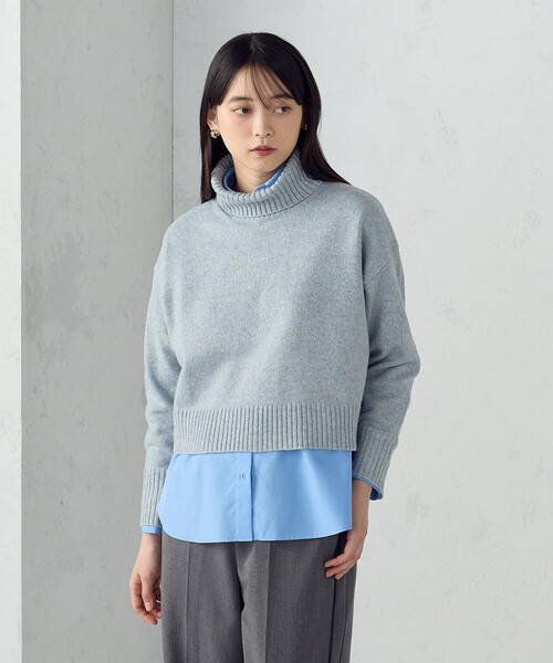 COMME CA ISM（コムサイズム）の「【ウォッシャブル】バックスリット オフタートルニット（ニット/セーター・レディース・ブラウン/ライトグレー/アイボリー/ライラック/サックスブルー・FREE）」の21枚目の写真