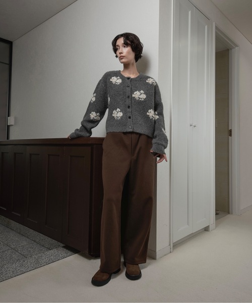 lawgy(ラウジー)の「lawgy original logo embroidery sweat pants / ラウジーオリジナルロゴエンブロイダリースウェットパンツ(スウェットパンツ・レディース・ヘザーグレー/アイボリー/ブラウン・FREE)」の3枚目の写真