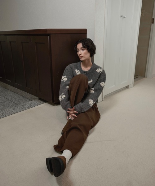 lawgy(ラウジー)の「lawgy original logo embroidery sweat pants / ラウジーオリジナルロゴエンブロイダリースウェットパンツ(スウェットパンツ・レディース・ヘザーグレー/アイボリー/ブラウン・FREE)」の5枚目の写真