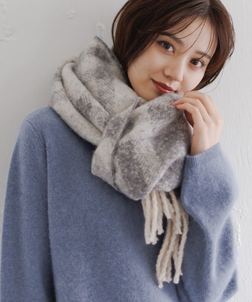 Andemiu（アンデミュウ）の「ブランケットマフラー571428（ストール/ショール・レディース・スミクロ/チェック/アイボリー・FREE）」の3枚目の写真