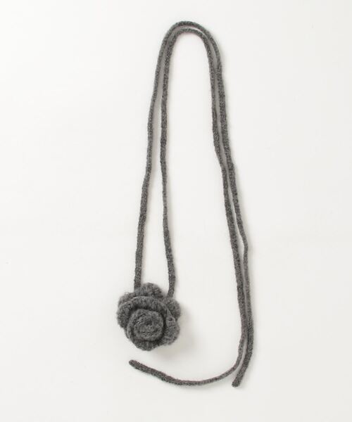 MAISON SPECIAL（メゾンスペシャル）の「Flower Knit Tie / フラワーニットタイ（ネクタイ・レディース・イエロー/ブルー/グレー・FREE）」の5枚目の写真