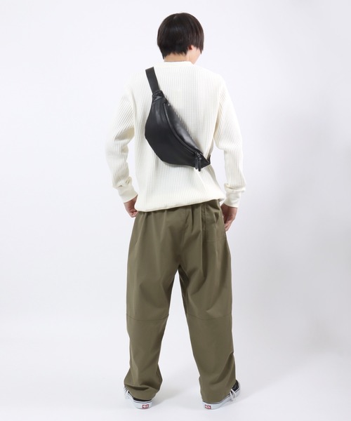 Salong hameu(サロン ハミュー)の「フェイクレザーボディバッグ メンズ レディース ユニセックス/合皮/PU(ボディバッグ/ウエストポーチ・メンズ・ブラック・FREE)」の20枚目の写真