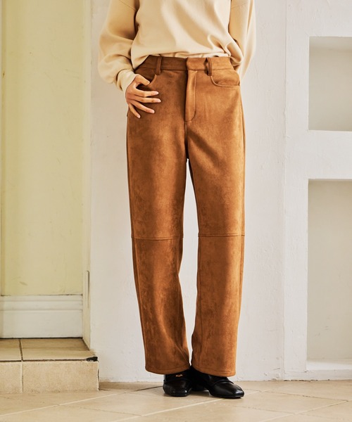 mysty woman（ミスティウーマン）の「フェイクレザーニーキリカエパンツ　600491（スラックス・レディース・ブラック系その他/ブラウン系その他・MEDIUM/SMALL）」の2枚目の写真