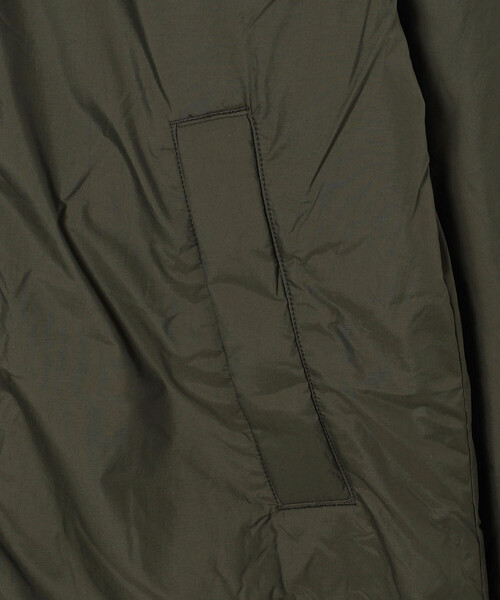 FREAK'S STORE（フリークスストア）の「NANGA/ナンガ NO COLLAR DOWN COAT / ノーカラー ダウンコート / ND2442-1C600（ダウンジャケット/コート・レディース・オリーブ/ブラック/オフホワイト・SMALL/MEDIUM）」の6枚目の写真