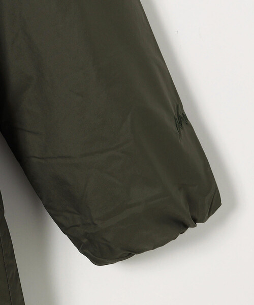 FREAK'S STORE（フリークスストア）の「NANGA/ナンガ NO COLLAR DOWN COAT / ノーカラー ダウンコート / ND2442-1C600（ダウンジャケット/コート・レディース・オリーブ/ブラック/オフホワイト・SMALL/MEDIUM）」の7枚目の写真