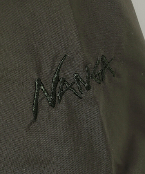 FREAK'S STORE（フリークスストア）の「NANGA/ナンガ NO COLLAR DOWN COAT / ノーカラー ダウンコート / ND2442-1C600（ダウンジャケット/コート・レディース・オリーブ/ブラック/オフホワイト・SMALL/MEDIUM）」の10枚目の写真