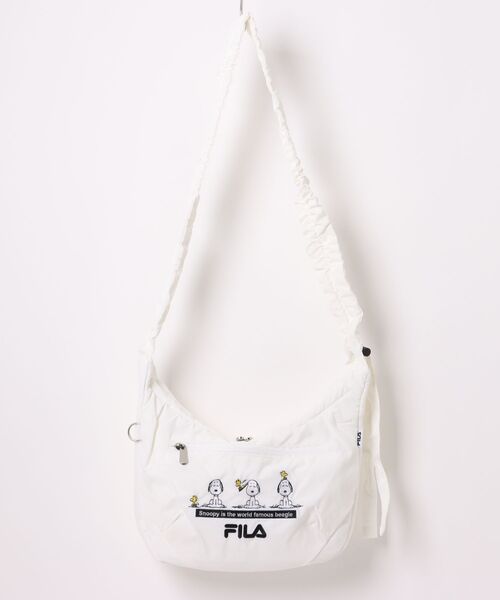 FILA(フィラ)の「【FILA/フィラ】× PEANUTS クシュクシュショルダーバック(ショルダーバッグ・メンズ・ブラック/オフホワイト/グレー・FREE)」の1枚目の写真