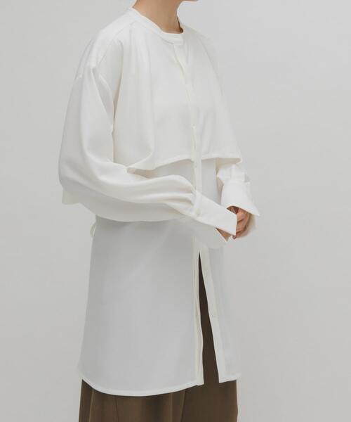 KBF（ケイビーエフ）の「レイヤードミニシャツワンピース（ワンピース・レディース・チャコールグレー/ブラウン/オフホワイト・ONE）」の4枚目の写真