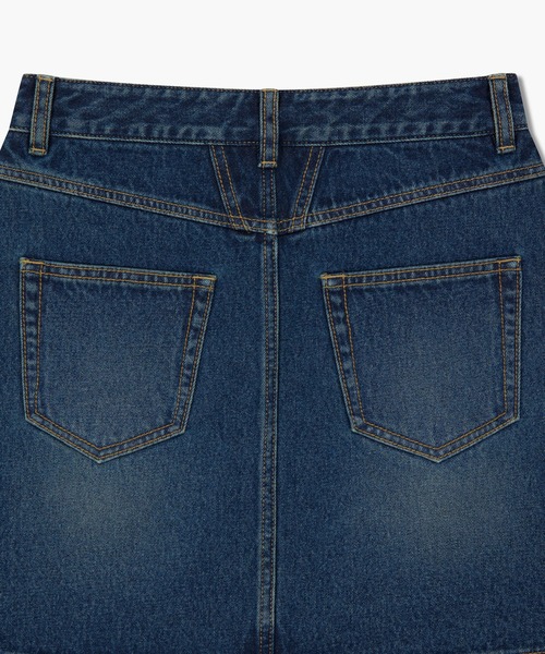MARITHE + FRANCOIS GIRBAUD(マリテフランソワジルボー)の「W DENIM MINI SKIRT(スカート・レディース・ダークブルー/Black・SMALL/MEDIUM)」の5枚目の写真