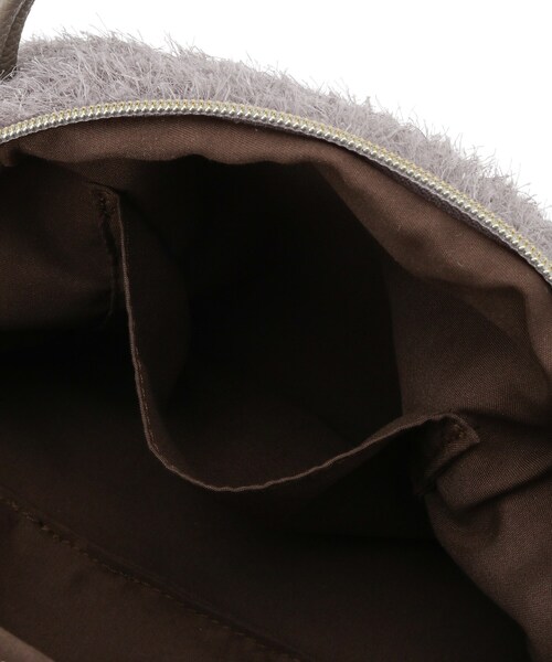 SHOO・LA・RUE(シューラルー)の「ラメ入り生地ショルダーバッグ(ショルダーバッグ・レディース・ブラック/ナチュラル/グレー/ダークブラウン・00)」の14枚目の写真