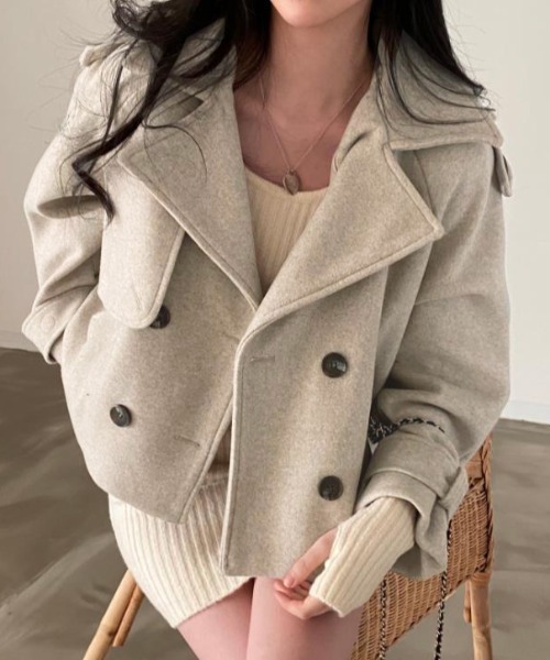 semplice（センプリチェ）の「ショートコート【韓国ファッション】（その他アウター・レディース・ブラック/キャメル・F）」の12枚目の写真