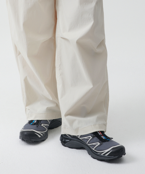 MUSINSA STANDARD WOMAN（ムシンサスタンダードウーマン）の「ウィメンズパラシュートパンツ [クリーム]（スウェットパンツ・レディース・その他・30/24/26/28/22）」の9枚目の写真