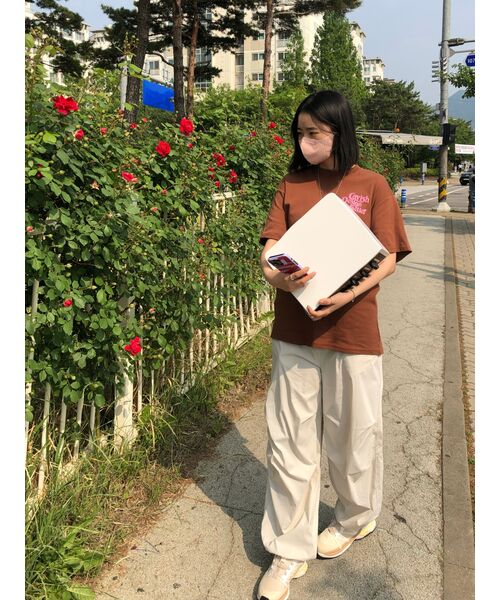 MUSINSA STANDARD WOMAN（ムシンサスタンダードウーマン）の「ウィメンズパラシュートパンツ [クリーム]（スウェットパンツ・レディース・その他・30/24/26/28/22）」の13枚目の写真