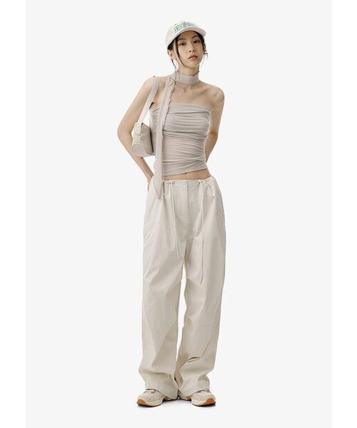 MUSINSA STANDARD WOMAN（ムシンサスタンダードウーマン）の「ウィメンズパラシュートパンツ [クリーム]（スウェットパンツ・レディース・その他・30/24/26/28/22）」の14枚目の写真