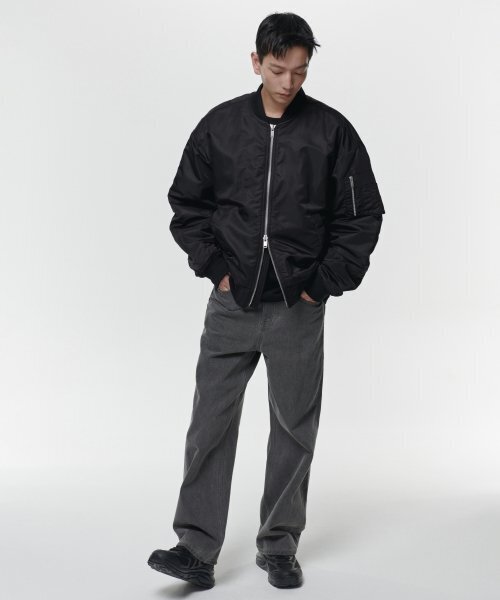 MUSINSA STANDARD（ムシンサスタンダード）の「特大MA-1ボンバージャケット[ブラック]（ブルゾン・メンズ・その他・MEDIUM/LARGE/X-LARGE/XX-LARGE）」の4枚目の写真
