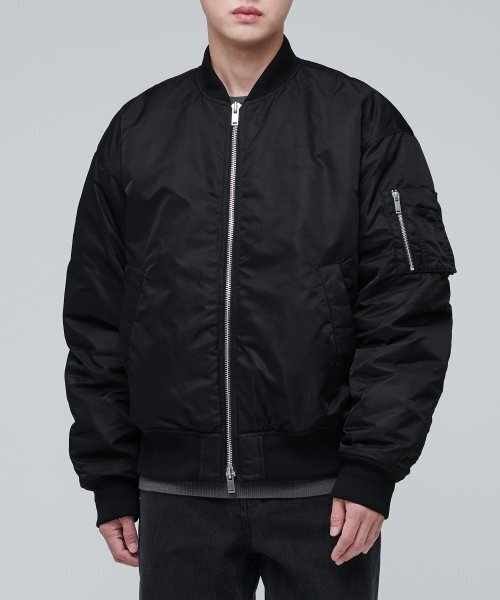 MUSINSA STANDARD（ムシンサスタンダード）の「特大MA-1ボンバージャケット[ブラック]（ブルゾン・メンズ・その他・MEDIUM/LARGE/X-LARGE/XX-LARGE）」の6枚目の写真