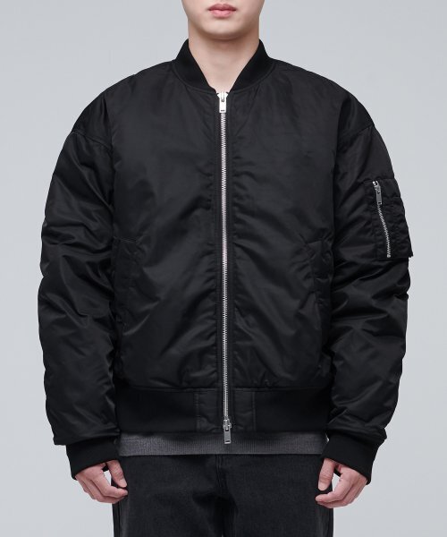 MUSINSA STANDARD（ムシンサスタンダード）の「特大MA-1ボンバージャケット[ブラック]（ブルゾン・メンズ・その他・MEDIUM/LARGE/X-LARGE/XX-LARGE）」の7枚目の写真