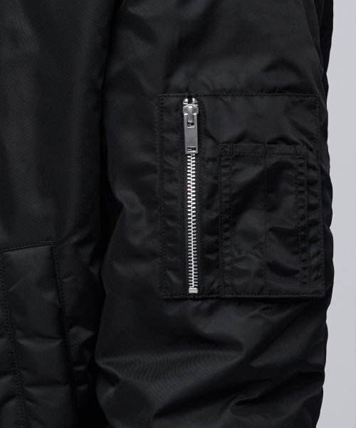 MUSINSA STANDARD（ムシンサスタンダード）の「特大MA-1ボンバージャケット[ブラック]（ブルゾン・メンズ・その他・MEDIUM/LARGE/X-LARGE/XX-LARGE）」の16枚目の写真