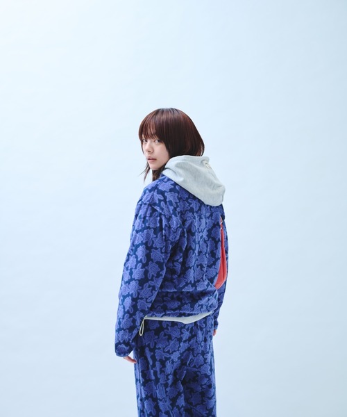 common gull products.(コモンガルプロダクツ)の「さみしさの気配がするフリース(その他アウター・レディース・パープル系/グレー系/ネイビー/チャコール・SMALL/MEDIUM/LARGE)」の5枚目の写真